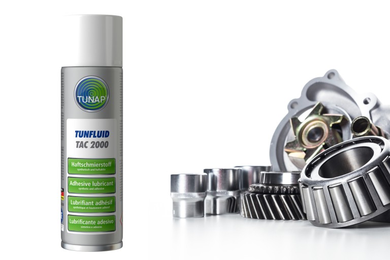 TUNFLUID TAC 2000 Aceite multifuncional y diferentes piezas de la maquinaria